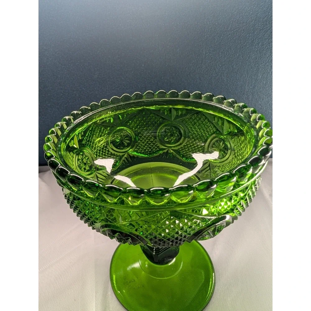 Vintage Emerald Glass Star And Punty Pedestal Compote Dish, Mid-Century